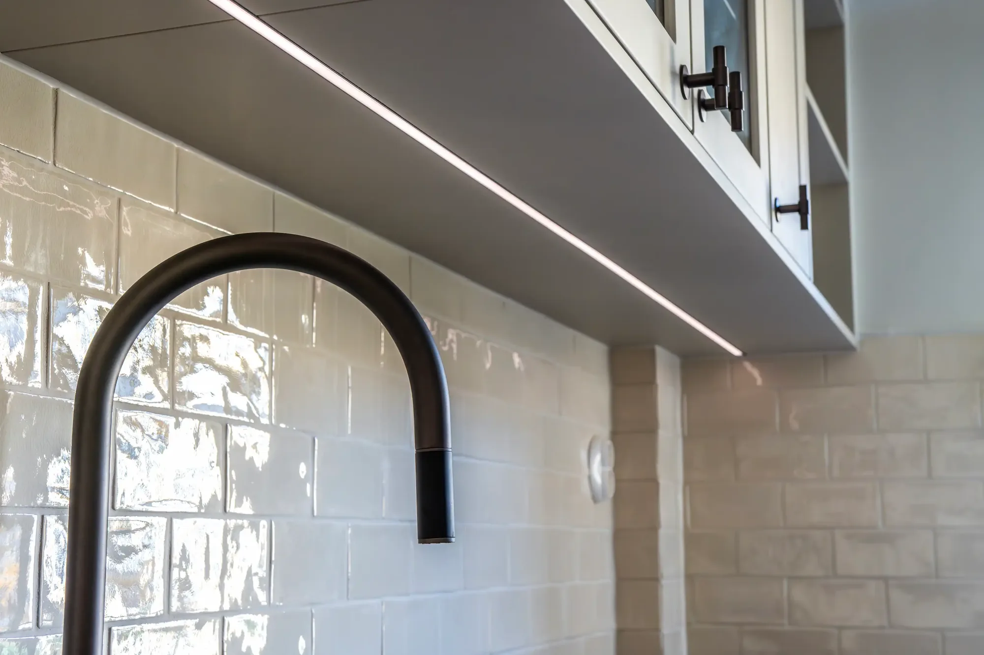 LED lister över köksbänk