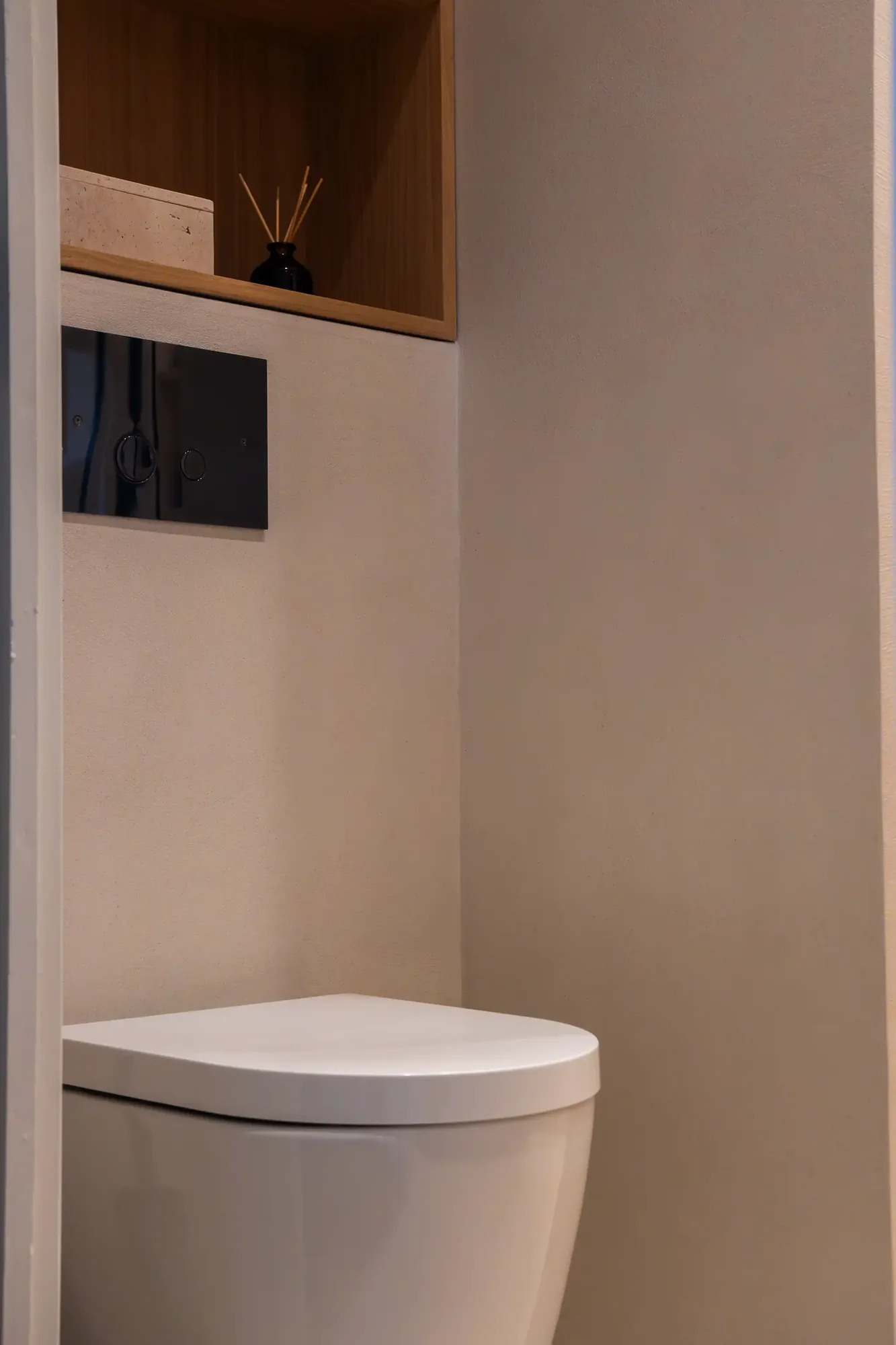 Vägghängd WC